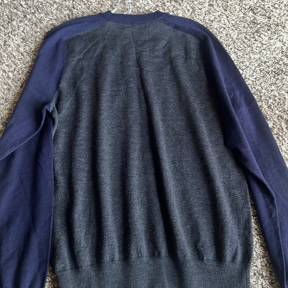 Banana Republic Extra Crew Neck Fine Marino Wool Pullover Sweater Size M - Picture 9 of 9